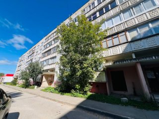 Купить двухкомнатную квартиру по ул. Боровая ул, 22, г. Киров