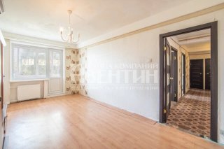 Купить трехкомнатную квартиру, 58.6 м2 в Санкт-Петербурге