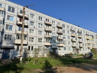 Купить однокомнатную квартиру по ул. 70-летия Октября ул, 104, Лёвинцы